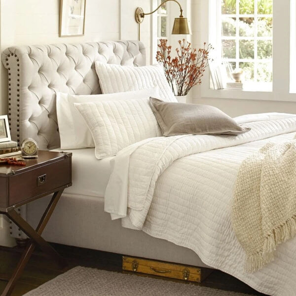 SCROLL SLEIGH NAPLES PLAIN VELVET UPHOLSTERED BED FRAME DOUBLE & KING SIZE