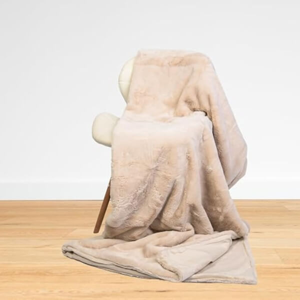 Soft Fleece Throw Blanket - Fluffy Cosy Rabbit Fur Sofa Throw, Hand or Machine Wash, Warm Sherpa Fleece Blanket for Sofa, Bed and Couch 150 x 200 cm