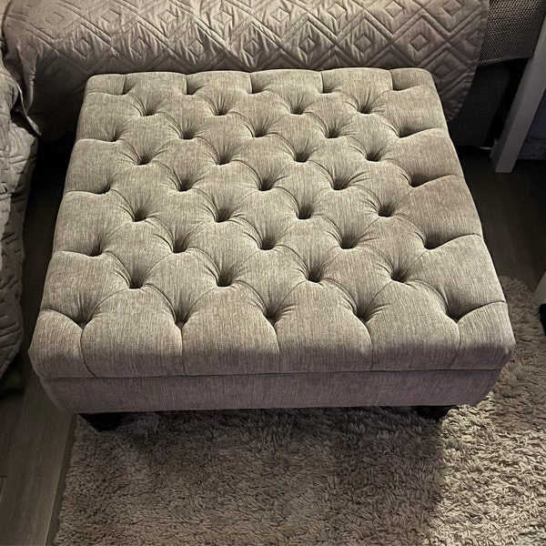 Handcrafted Chesterfield Square Footstool – Deep Buttoned Velvet Ottoman with Solid Wood Legs